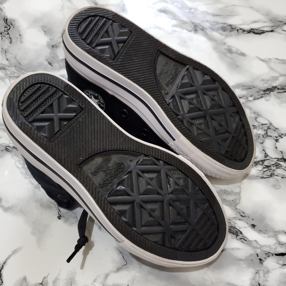 Shoes - Picture 4 of 5